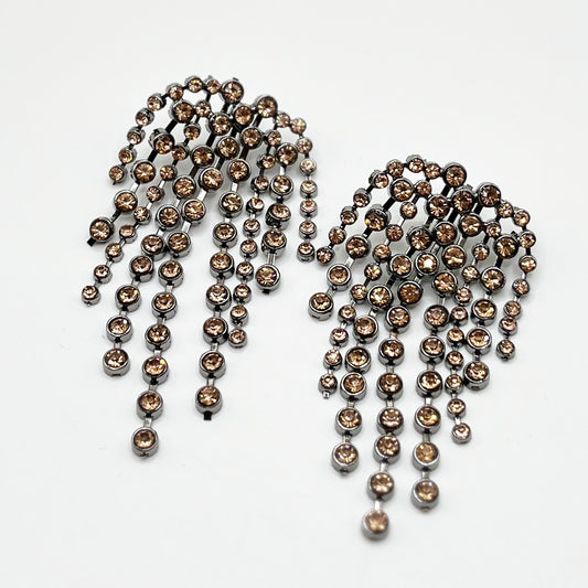 ARETES AMORE