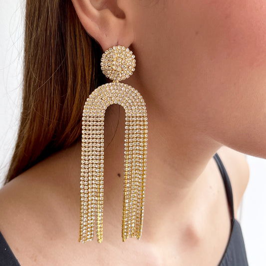 ARETES PRAGA DORADO