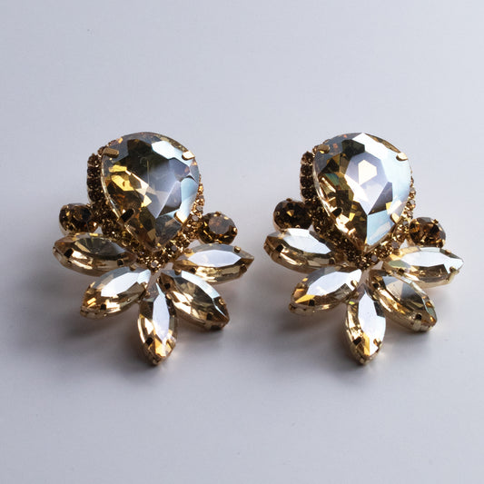 ARETES PÍA DORADOS