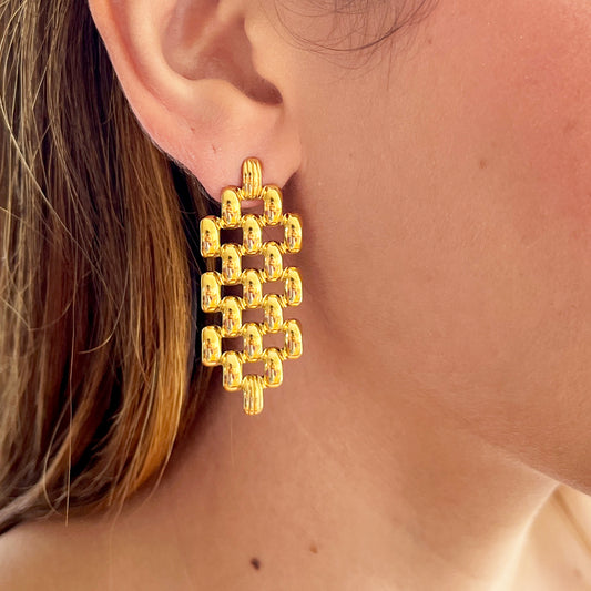 ARETES LIA DORADOS