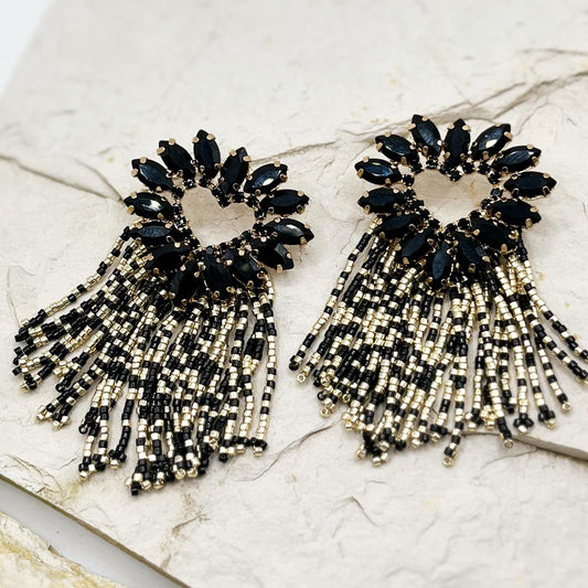 ARETES ANTONIETA NEGROS Y DORADOS